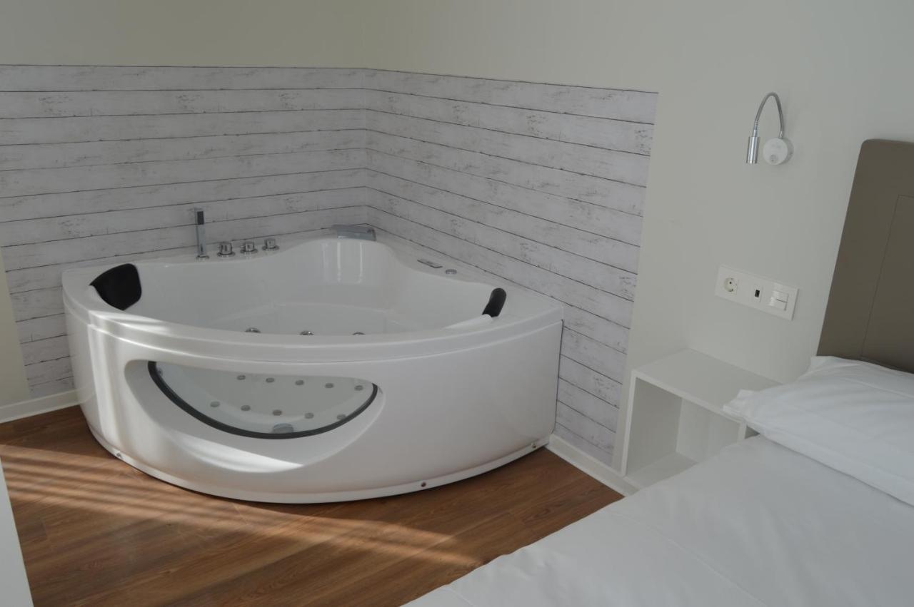 Apartamentos El Beyu Cangas de Onis Bagian luar foto